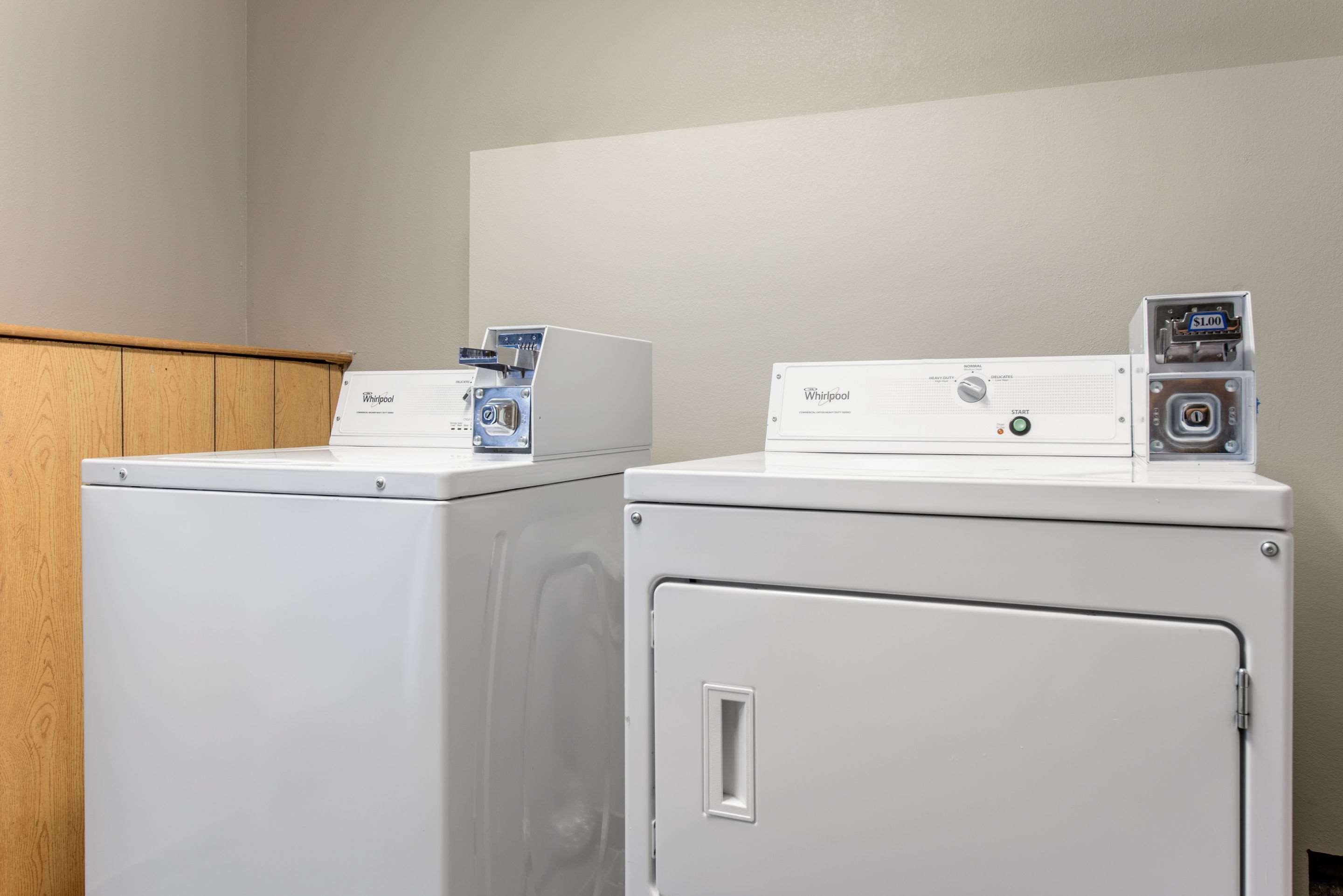 Quality Inn & Suites Brownsburg - Indianapolis West Extérieur photo